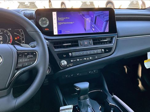 New 2025 Lexus ES 350 image 6
