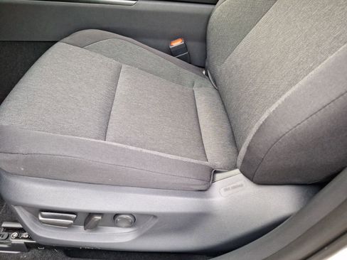 Used 2026 Toyota Camry LE w/ Convenience Package image 16