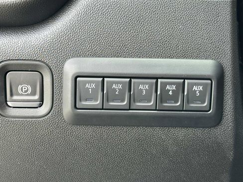 New 2025 GMC Sierra 3500 Pro w/ Snow Plow Prep/Camper Package image 35