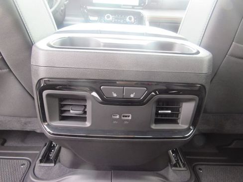 Certified 2026 GMC Sierra 3500 AT4 w/ Technology Package AWD/4WD image 24