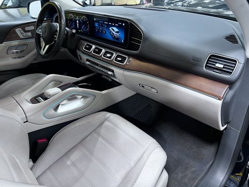 Used 2020 Mercedes-Benz GLS 450 4MATIC image 15