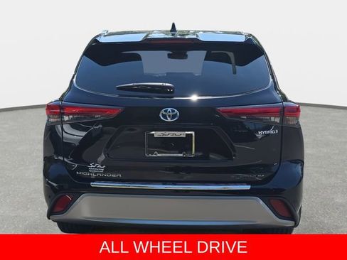 Used 2021 Toyota Highlander Platinum AWD/4WD image 6