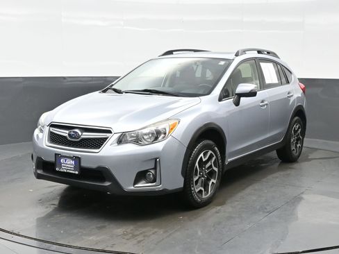 Used 2016 Subaru Crosstrek 2.0i Limited image 1