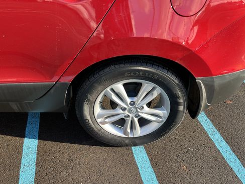 Used 2012 Hyundai Tucson GLS image 25