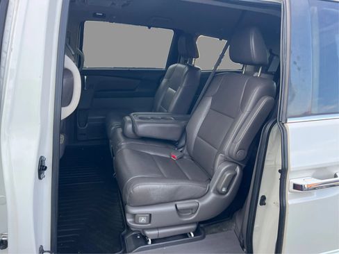 Used 2016 Honda Odyssey EX-L image 11