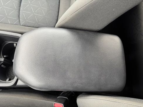 Certified 2022 Toyota RAV4 XLE image 18