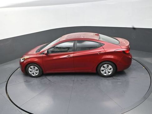 Used 2016 Hyundai Elantra SE FWD image 25