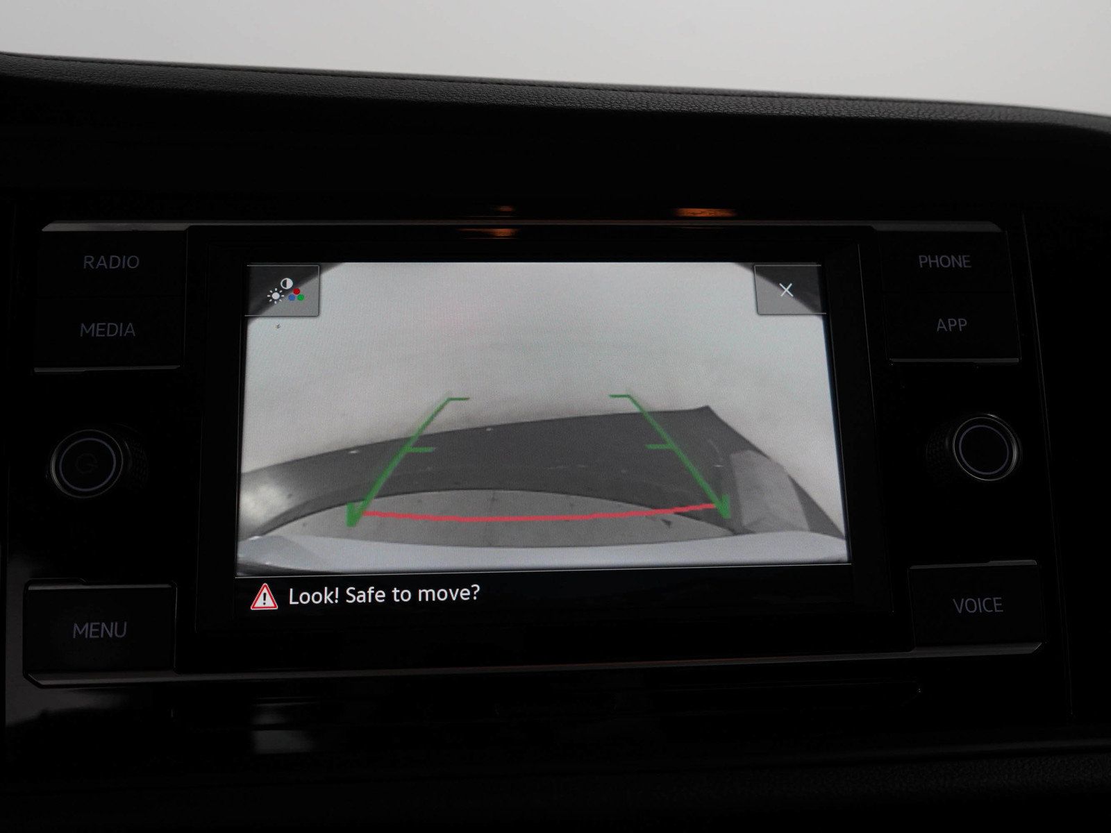 Used 2022 Volkswagen Jetta SE FWD image 27
