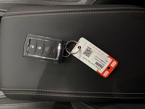New 2026 Jeep Cherokee Laredo AWD/4WD image 30