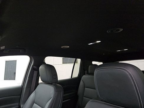 Used 2024 Chevrolet Traverse LT image 20