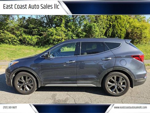 Used 2018 Hyundai Santa Fe Sport image 1