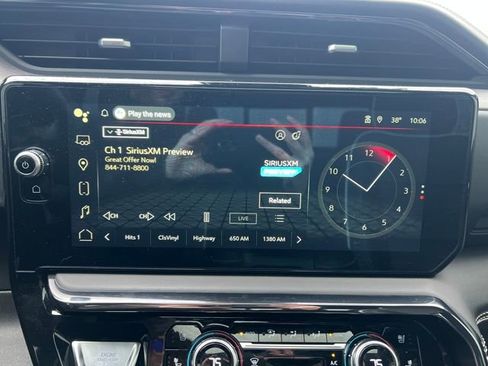 Used 2023 GMC Sierra 1500 AT4X image 16