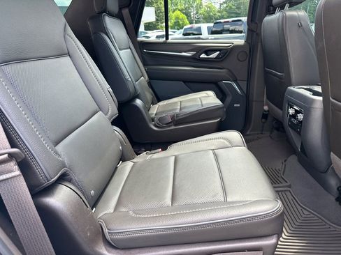 Used 2022 GMC Yukon Denali w/ Max Trailering Package AWD/4WD image 16
