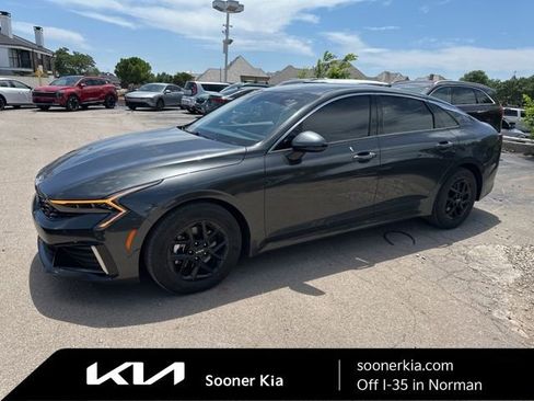 Used 2025 Kia K5 LXS FWD image 1
