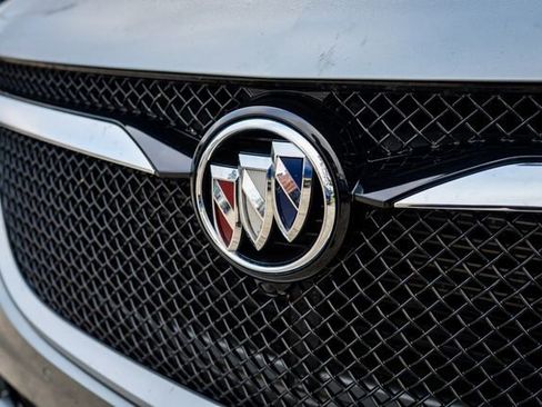 Used 2024 Buick Enclave Essence w/ Sport Touring Edition image 13