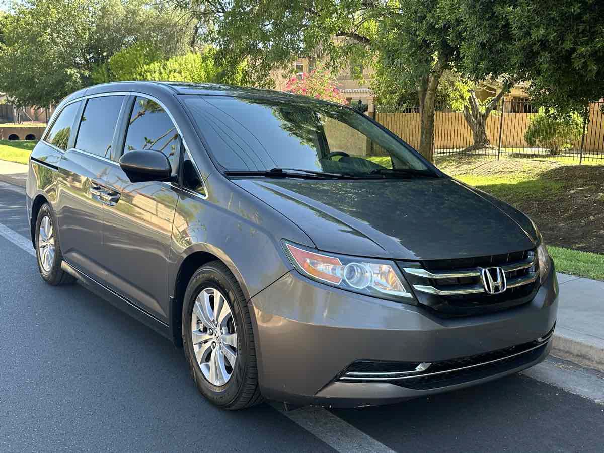 Used 2016 Honda Odyssey EX-L image 2