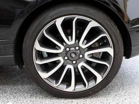 Used 2019 Land Rover Range Rover Supercharged image 29