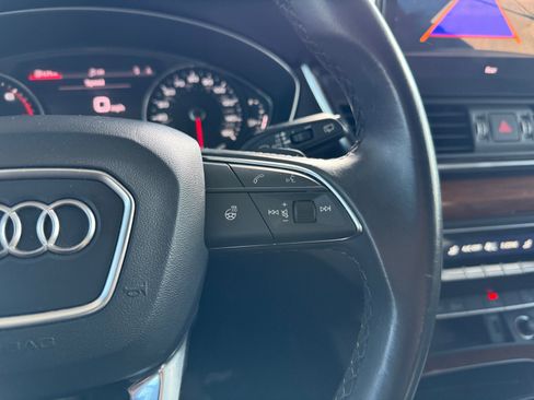 Used 2022 Audi Q5 2.0T Premium w/ Convenience Package image 18