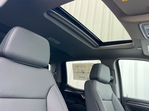 New 2026 Chevrolet Silverado 1500 LTZ w/ LTZ Premium Package AWD/4WD image 12