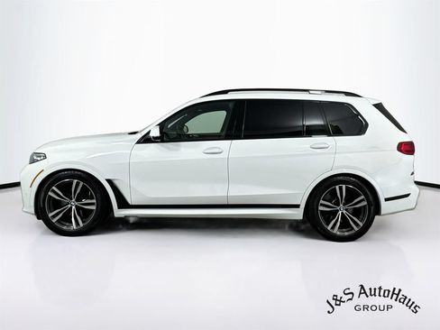 Used 2022 BMW X7 M50i w/ Executive Package AWD/4WD image 4