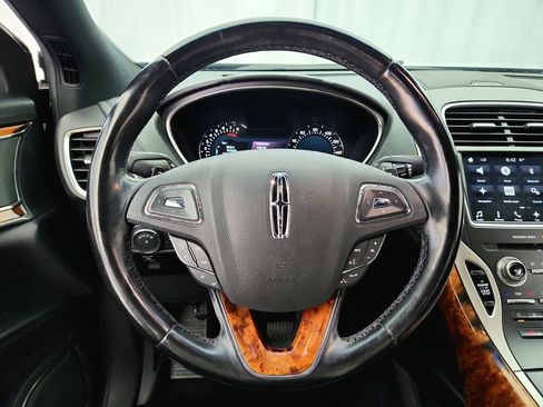 Used 2016 Lincoln MKX Select w/ Select Plus Package AWD/4WD image 13