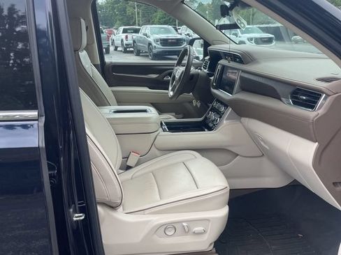 Used 2024 GMC Yukon XL Denali w/ Denali Reserve Package AWD/4WD image 7