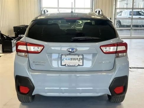 Used 2019 Subaru Crosstrek 2.0i image 4