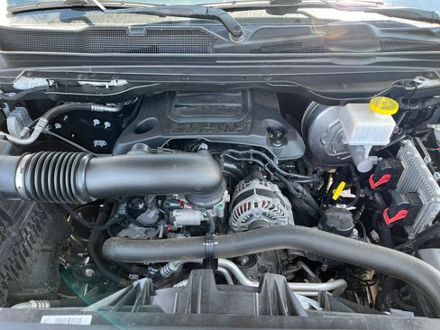 Used 2022 RAM 1500 Big Horn AWD/4WD image 9
