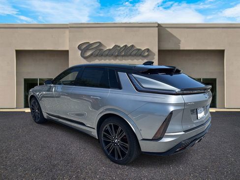 New 2026 Cadillac Lyriq V image 5
