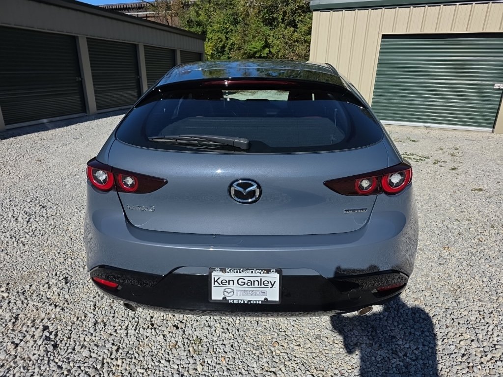 Used 2023 MAZDA MAZDA3 s FWD image 7