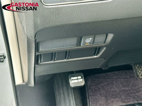 Used 2024 Nissan Armada SV RWD image 13
