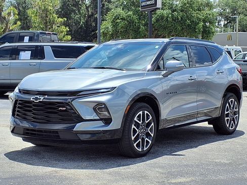 Used 2023 Chevrolet Blazer RS FWD image 28