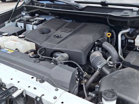 Used 2023 Toyota Tundra SR5 RWD image 30