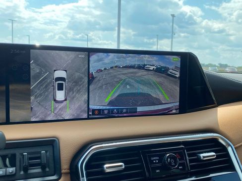 New 2025 Nissan Armada Platinum Reserve image 28