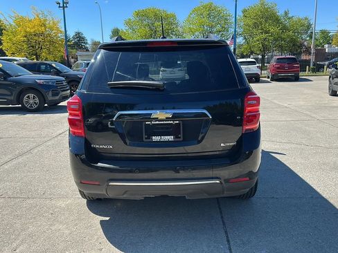 Used 2017 Chevrolet Equinox Premier w/ Enhanced Convenience Package FWD image 6
