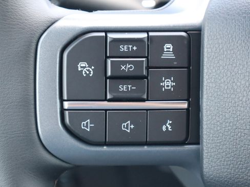 New 2025 Ford F150 Lariat w/ Equipment Group 501A Mid image 17