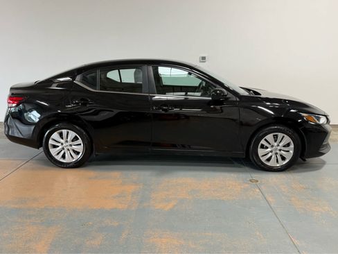 Used 2023 Nissan Sentra S FWD image 5
