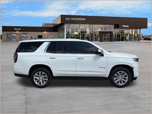 Used 2023 Chevrolet Tahoe Premier AWD/4WD image 8