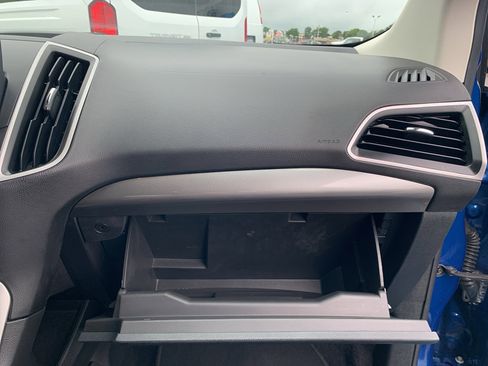 Used 2023 Ford Edge SEL image 30