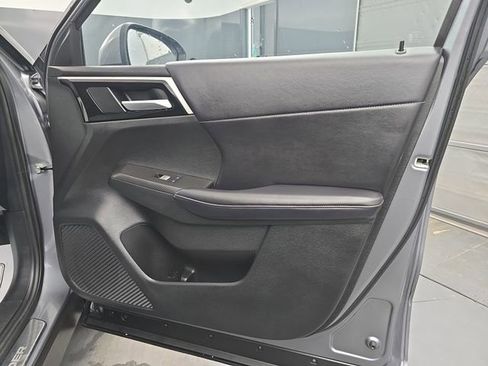 Used 2024 Mitsubishi Outlander SE FWD image 44