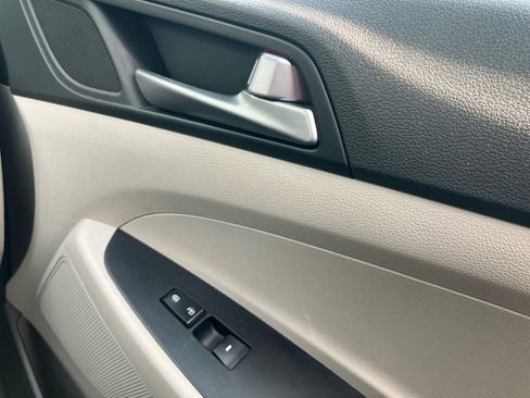 Used 2017 Hyundai Tucson SE image 35