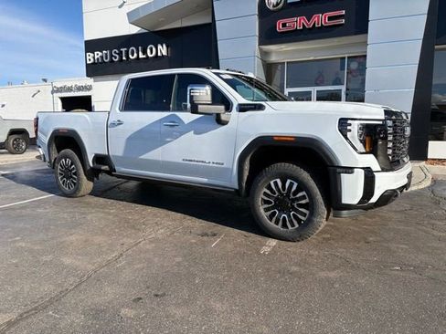 New 2026 GMC Sierra 2500 Denali Ultimate w/ Max Trailering Package image 2