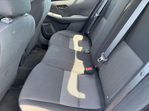 Used 2025 Nissan Sentra SV image 22