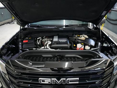 Used 2023 GMC Sierra 1500 Elevation w/ LPO, Elevation Black Package AWD/4WD image 38