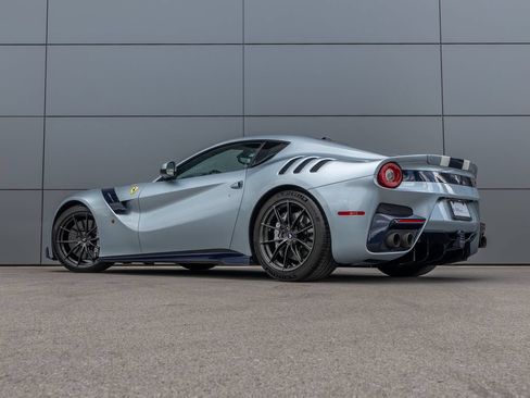 Used 2017 Ferrari F12tdf RWD image 9