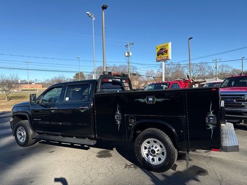 Used 2017 GMC Sierra 3500 4x4 Crew Cab w/ Snow Plow Prep Package image 2