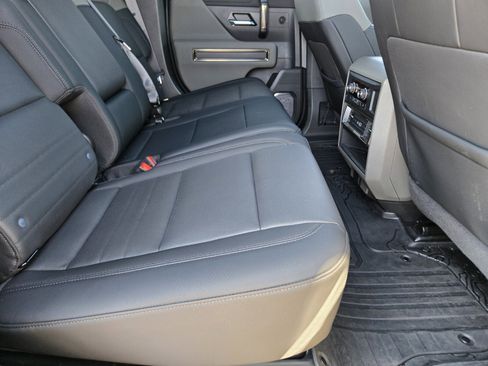 Used 2024 GMC Hummer EV 3X image 15