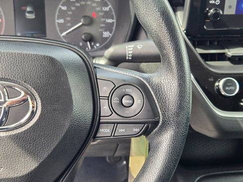 Used 2024 Toyota Corolla LE FWD image 28
