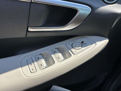 Used 2023 Hyundai Sonata SE w/ Cargo Package image 30