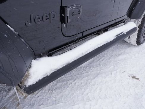 Certified 2024 Jeep Wrangler Sport S image 14